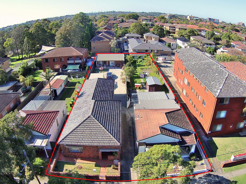 31–33 Second Avenue, Campsie — Archive property image